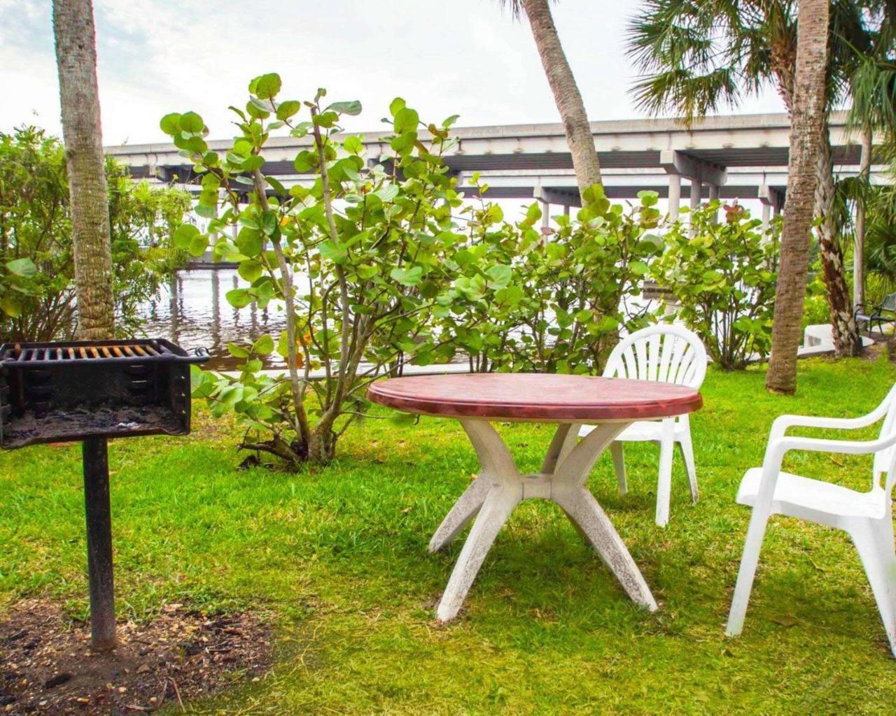 Sleep Inn & Suites Riverfront Ellenton Dış mekan fotoğraf